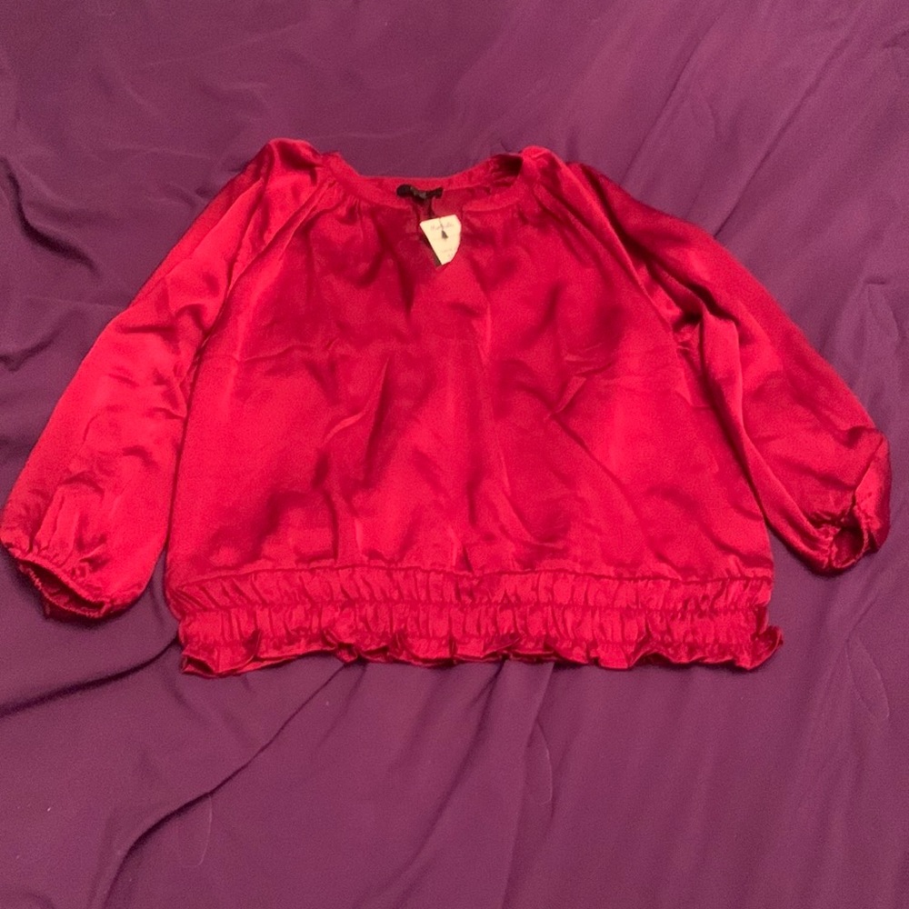 Eclair NWT balloon sleeve top size XL